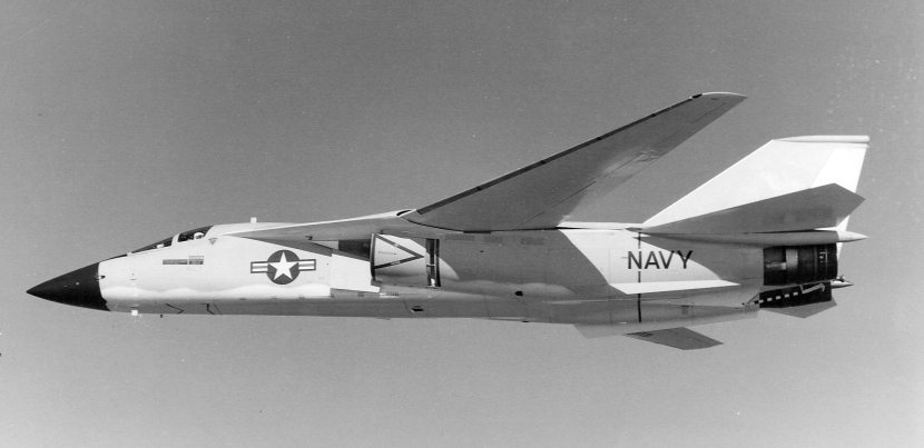 General_Dynamics_F-111B_in_flight_in_1960s