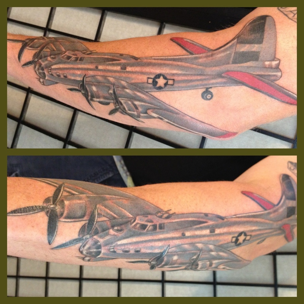 Think Tank Tattoo - WWII fighter plane by Cody Meyer @radicus1 . . .  #realismtattoo #realistictattoo #coloradotattoo #colorado #denver  #denvertattoo #denverbest #wwiihistory #fighterplanesofww2 #portraittattoo  #neotraditionaltattoo | Facebook