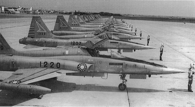 F-5A1220.jpg